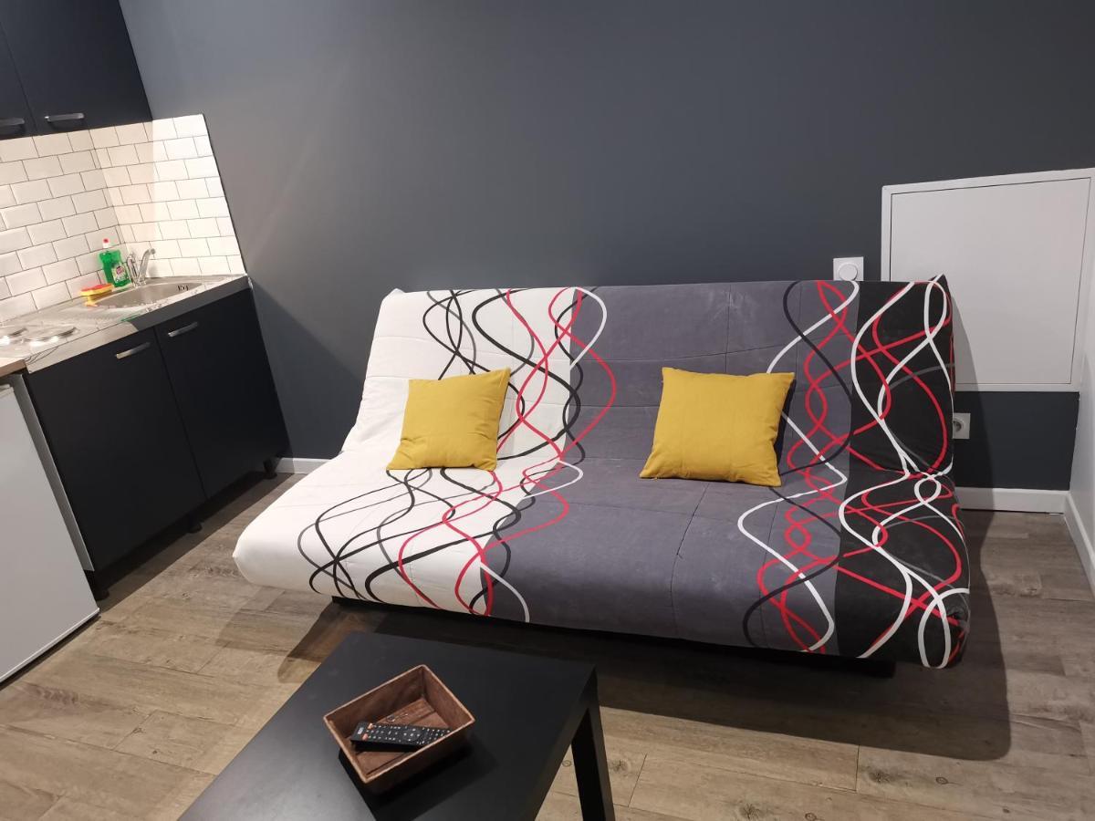Studio Cosy Au Pied Du Metro Flachet Villeurbanne Exterior photo